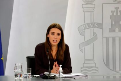 Decenas de condenas susceptibles de ser revisadas Esa reducción de los tramos inferiores de las penas ha motivado ya algunas reducciones de condenas a agresores sexuales por parte de la Audiencia Provincial de Madrid, el Tribunal Superior de Justicia de Galicia o del Tribunal Superior de Justicia de Murcia. En Baleares se han producido dos excarcelaciones por esta razón y se ha conocido que la Audiencia de Barcelona dictó una sentencia días antes de la entrada en vigor de esta ley en la que ya aplicaba una pena menor al acusado en previsión de lo que establece la norma. En otros tribunales, sin embargo, como la Audiencia de La Rioja, no constan modificaciones de penas de entre las 54 revisadas hasta el momento.