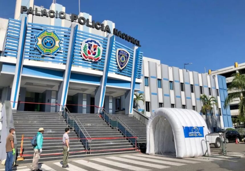 Departamento de Información y Estadísticas de la Policía Nacional informó que los asaltos, arrebatos, hurtos y roturas han experimentado considerable reducción de acuerdo con estadísticas anuales, desde 2018 hasta el 17 de noviembre de 2022. A través de un informe explicaron que la clasificación de robos en el citado periodo revela que en el 2022 se registran 5,364 asaltos menos que en el 2018.
