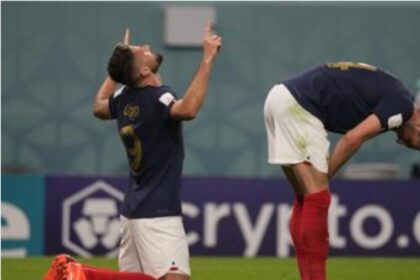 Giroud y Mbappé ayudan a Francia a vencer 4-1 a Australia en el Mundial