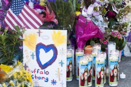 El autor de la masacre de Búfalo se declara culpable de cargos estatales