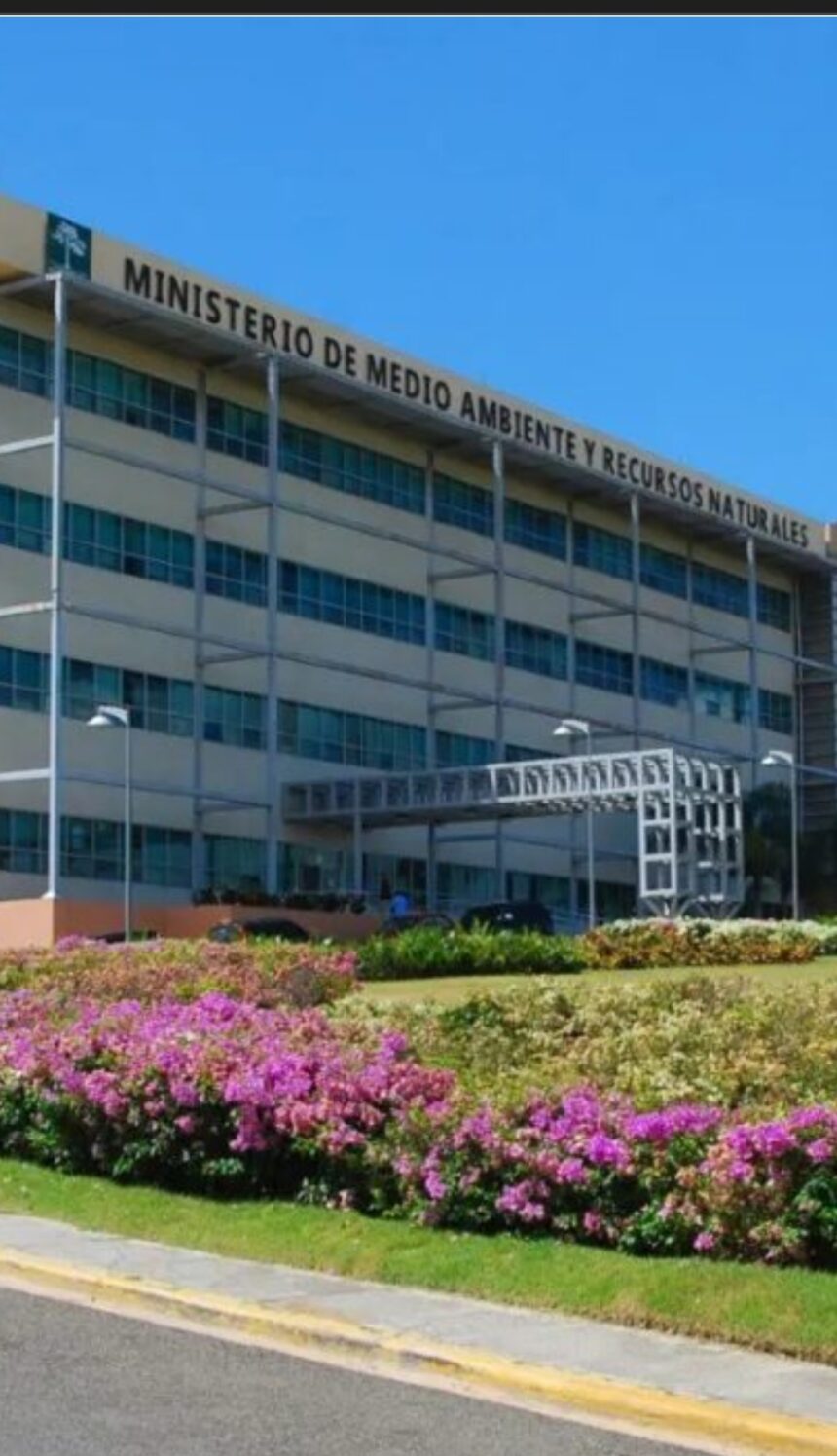 Medio Ambiente informa bebé abandonado recibió atenciones médicas y pasará a manos del Conani