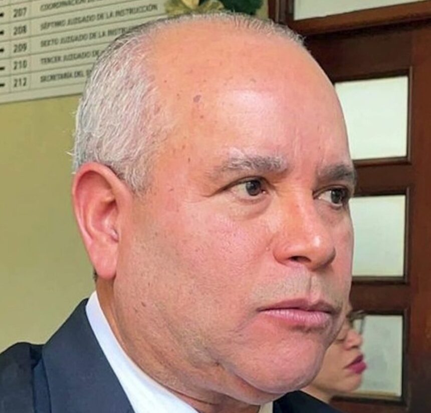 Abogado de teniente implicado en caso Coral asegura su cliente devolvió al MP más de mil millones de pesos