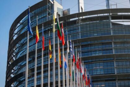 La policía belga registra la sede del Parlamento Europeo en Bruselas por el caso de corrupción
