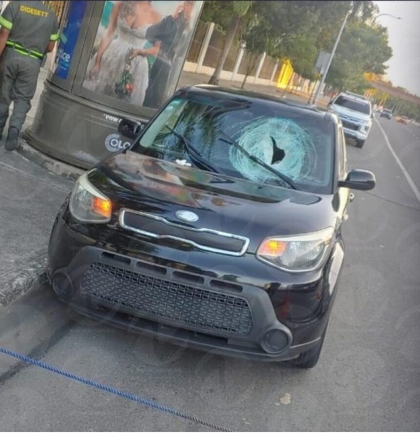Conductores deben cuidarse al volante y que no le caiga una piedra encima en calles GSD