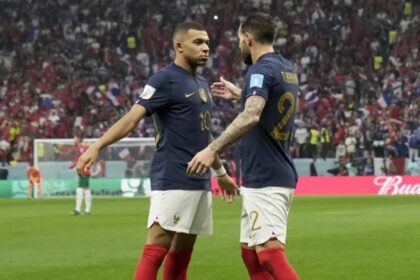 Mbappé y Francia avanzan a la final del Mundial, vencen 2-0 a Marruecos