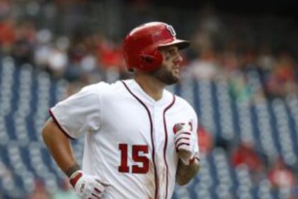 Matt Adams regresa con Washington Nationals tras perderse 2022