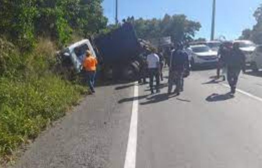 Accidente en autopista Duarte deja a cuatro muertos y varios heridos