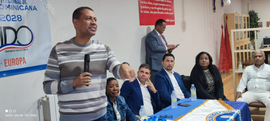 Guido Gómez Mazara juramenta más de 150 dirigentes del PRM en Madrid