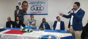 Guido Gómez Mazara juramenta más de 150 dirigentes del PRM en Madrid