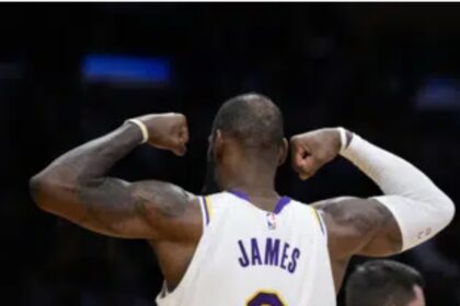 Los Lakers superan la ausencia de Davis para vencer a los tambaleantes Wizards