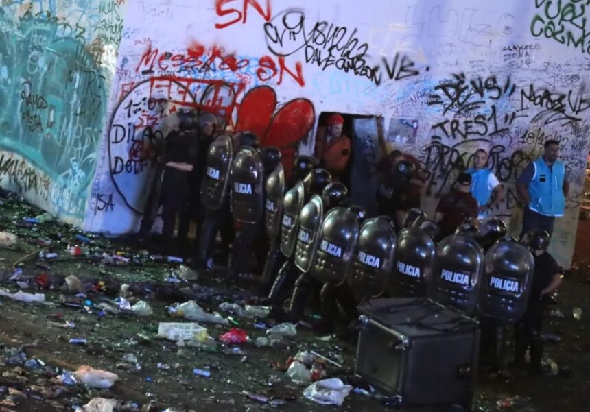 Disturbios en Buenos Aires tras el masivo festejo por el triunfo mundialista de Argentina