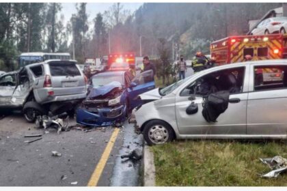 Diez heridos en accidente de tráfico en la capital ecuatoriana