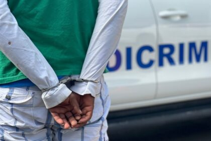 Arrestan hombre por muerte de homosexual en Santiago