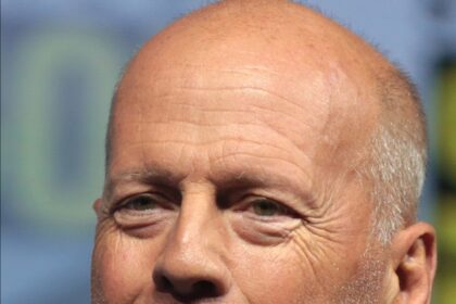 Un accidente en 2002 habría producido enfermedad al actor Bruce Willis