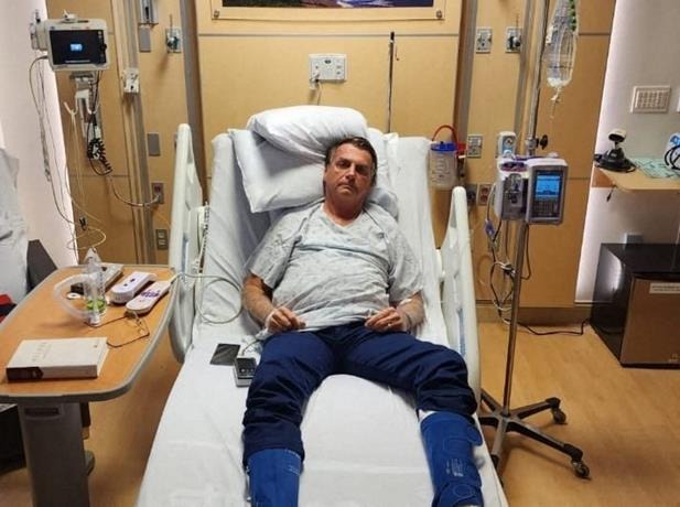 Bolsonaro confirma su ingreso en hospital de Florida por problema intestinal