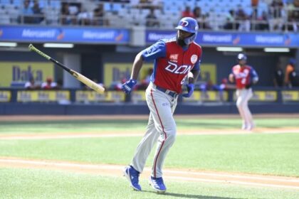 Dominicana vence 10×1 a Panamá de la mano del estadounidense Moyers