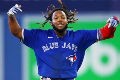 mlb guerrero blue jays.jpg 242310155 1140x694 1