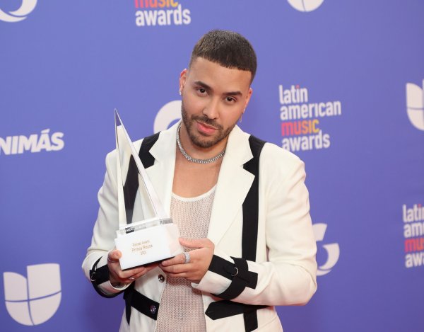 Becky G Prince Royce attend the 2023 Latin American Music Awards 2 1
