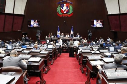 Diputaos desertores obligados a compartir con sus antiguos compañeros