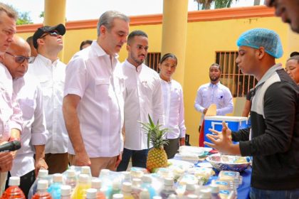 Gobierno llevará feria de préstamos, capacitaciones y deportes a Sabana Perdida