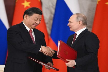 dos gigantes petroleros de rusia y china pasan a los pagos en sus monedas nacionales 7860