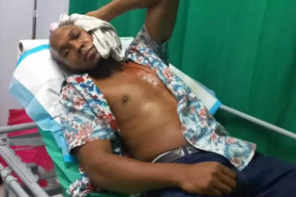 Apresan mujer limpiavidrios acusada de agredir a un camarógrafo