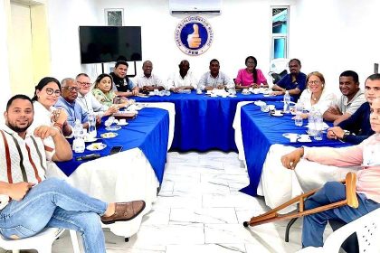 Comisión Ejecutiva Provincial se opone alianza entre PRM y PLR en La Altagracia