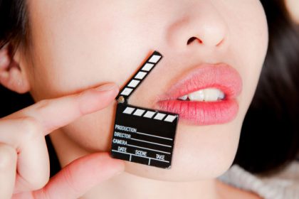 El porno que le gusta a las mujeres... ¡mucho más complejo que el desnudo!