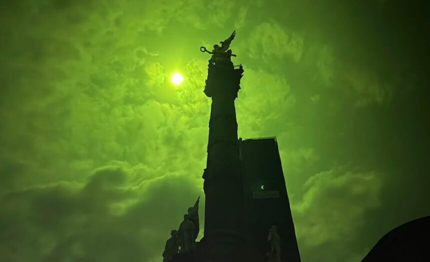 Foto Reportaje de las mejores fotos del eclipse de este sábado