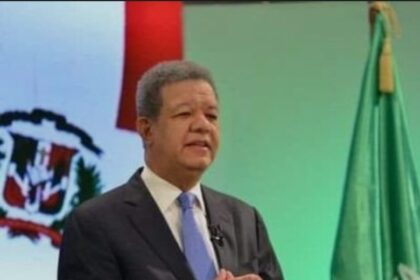 Leonel ataca al gobierno por el dengue; dice sistema de salud va camino hacia el colapso