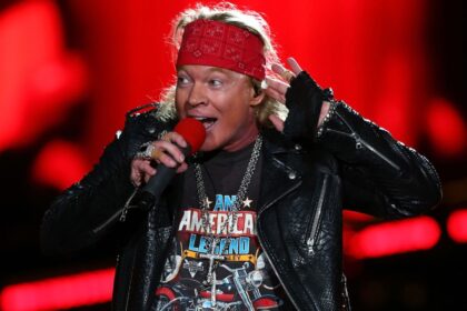 El vocalista de Guns N’ Roses es acusado de violación