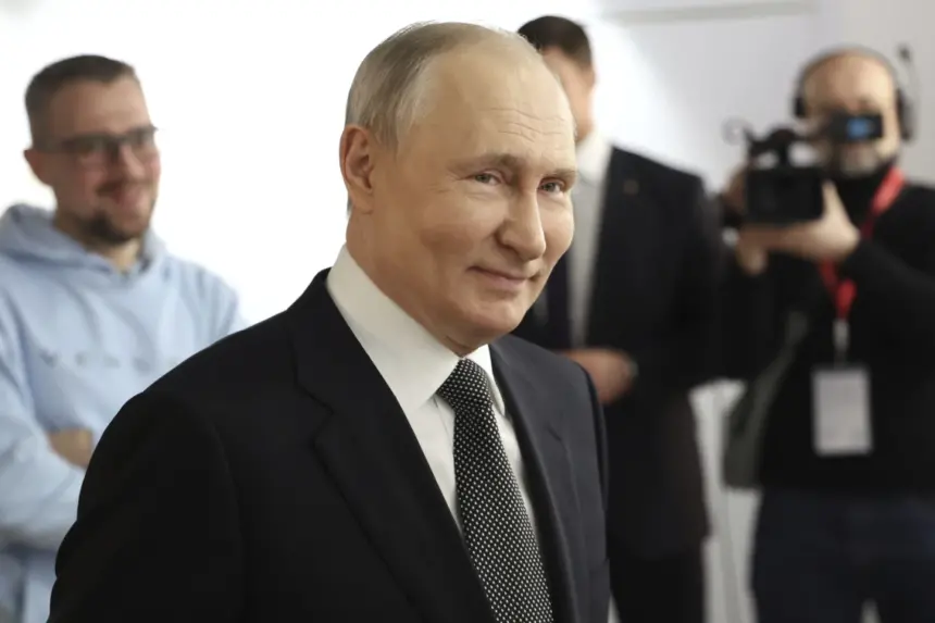 Putin niega afirmaciones de EEUU: Rusia no pretende poner armas nucleares en el espacio