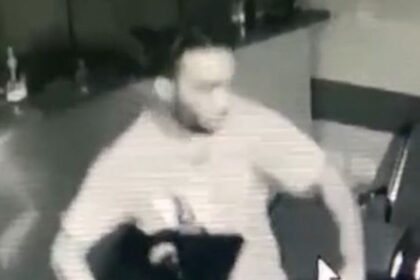 El ladrón logró salir sin ser detectado por la seguridad de la clínica. En Cristo Rey los robos, asaltos y actos de violencia son normales a cualquier hora del día, lo que la población los ha asimilado de forma normal en su diario vivir.