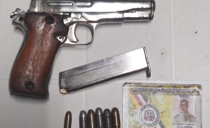 Apresan hombre intento asesinar su pareja sentimental; ocupan pistola legal
