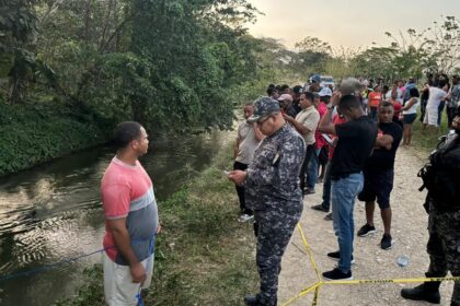 Hallan cuerpo humano flotando en canal de riego de Yabacoa, Arenoso
