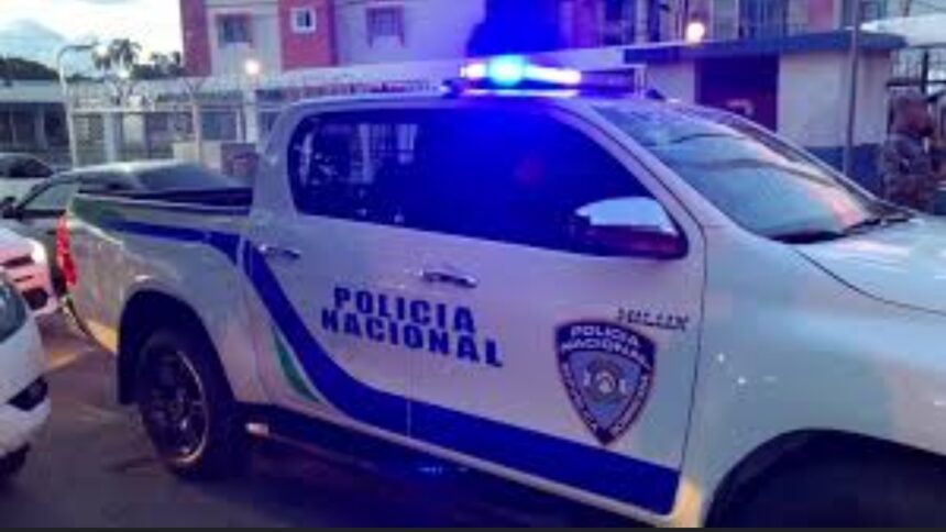 PN afirma ciudadanos dicen estar satisfechos con patrullaje en la av. Duarte