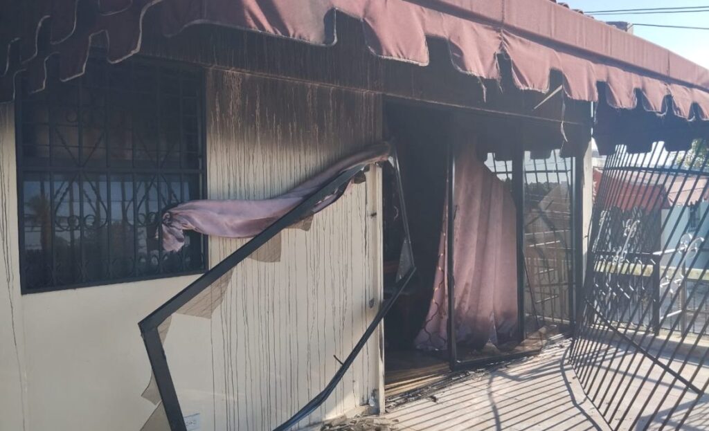 PN y Bomberos investigan incendio donde fallecieron dos menores y un adulto en SDN
