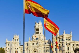 Datos revelan que los dominicanos son los residentes en España que más lograron la nacionalidad