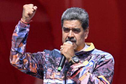 Maduro desvela el plan de la oposición de desconocer las elecciones