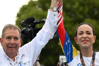 Venezuela: la oposición se adjudica la elección y dará una conferencia de prensa