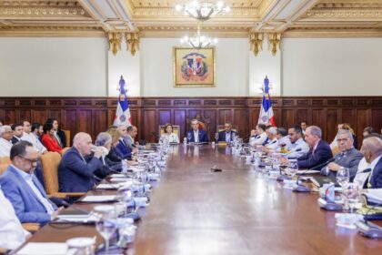 Abinader conoce en Consejo de Ministros y Directores parámetros y lineamientos para el presupuesto del 2025