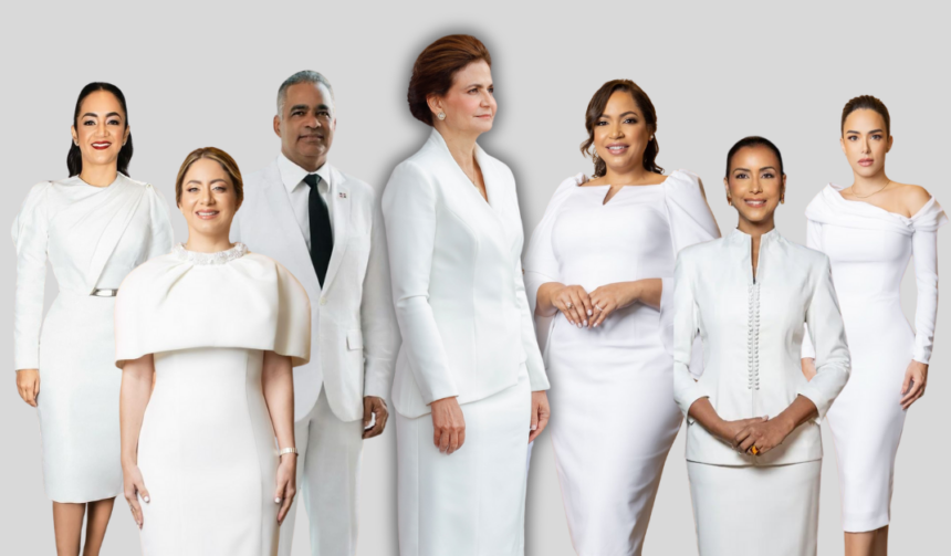 Foto Reportaje: Personalidades brillaron con sus looks en investidura de Abinader