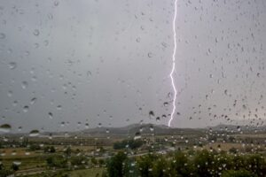 ¿Por qué se producen las tormentas de verano?