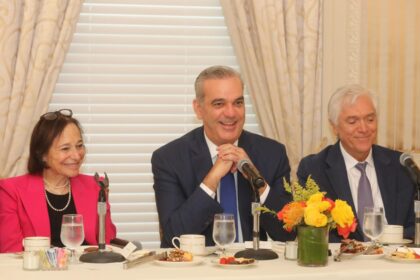 El presidente Abinader se reúne con ejecutivos e inversionistas del Consejo de las Américas