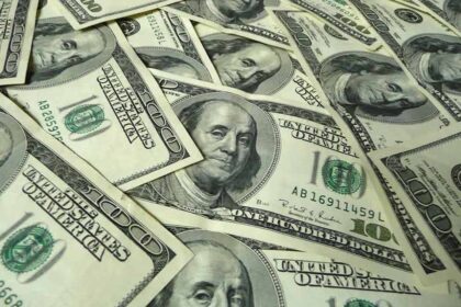 El dólar se cambia este jueves para la venta a RD$59.99