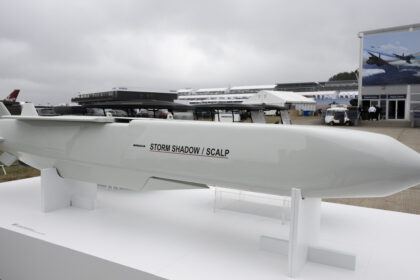 El Reino Unido envía misiles Storm Shadow a Ucrania por primera vez con el nuevo primer ministro