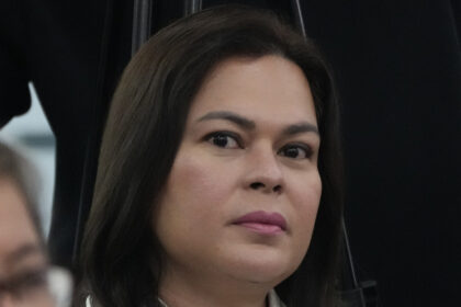 Citan a la vicepresidenta filipina por sus amenazas contra el presidente