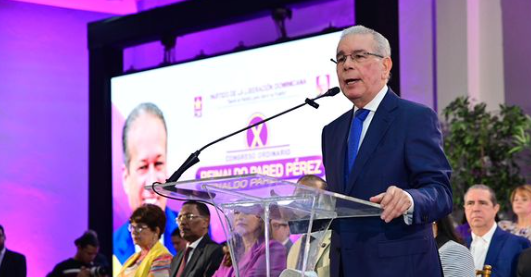 Danilo Medina Congreso 1