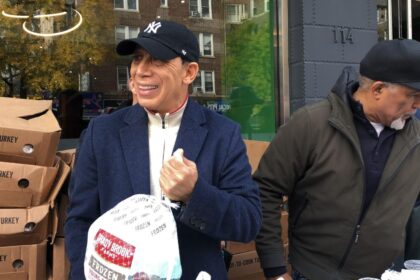 Diputado de Ultramar convoca a miles de dominicanos en NY para entrega de pavos por día de acción de Gracias