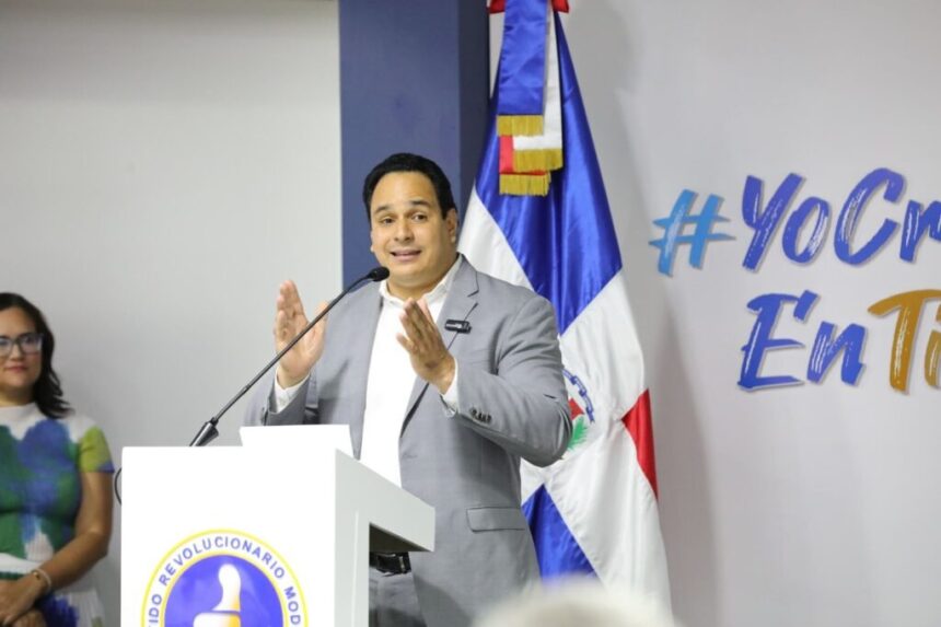 “En PRM hay gente que ve a Abinader como un obstáculo para su proyecto presidencial”, afirma dirigente perremeísta